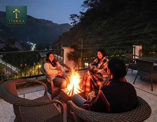 Guest Experience Enhancers: Bonfires, Acoustic Nights & Cultural Performances
