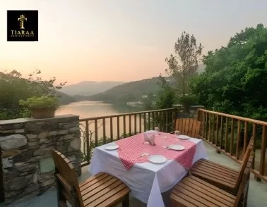 Stay in Style: Best Hotels in Bhimtal for Scenic Views & Relaxation