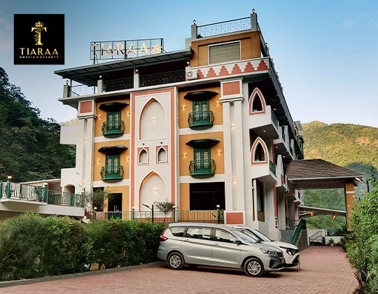 Why Business Travellers Are Calling Tiaraa the Best Hotel in Rishikesh