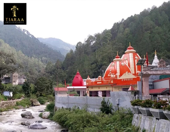 Best Accommodations near Neem Karoli Baba Ashram Kainchi Dham